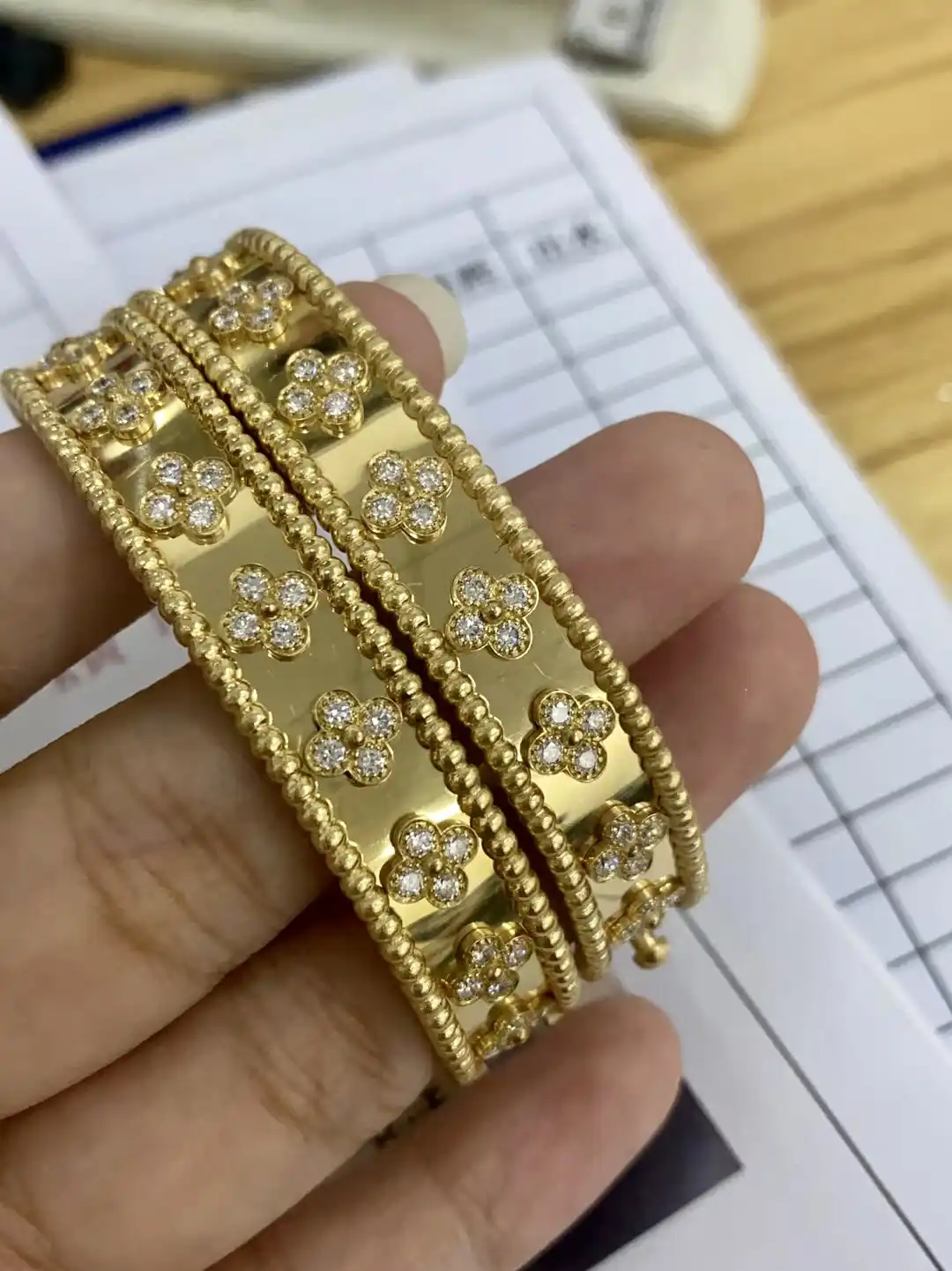 四叶草玫瑰金手链定制图片展示