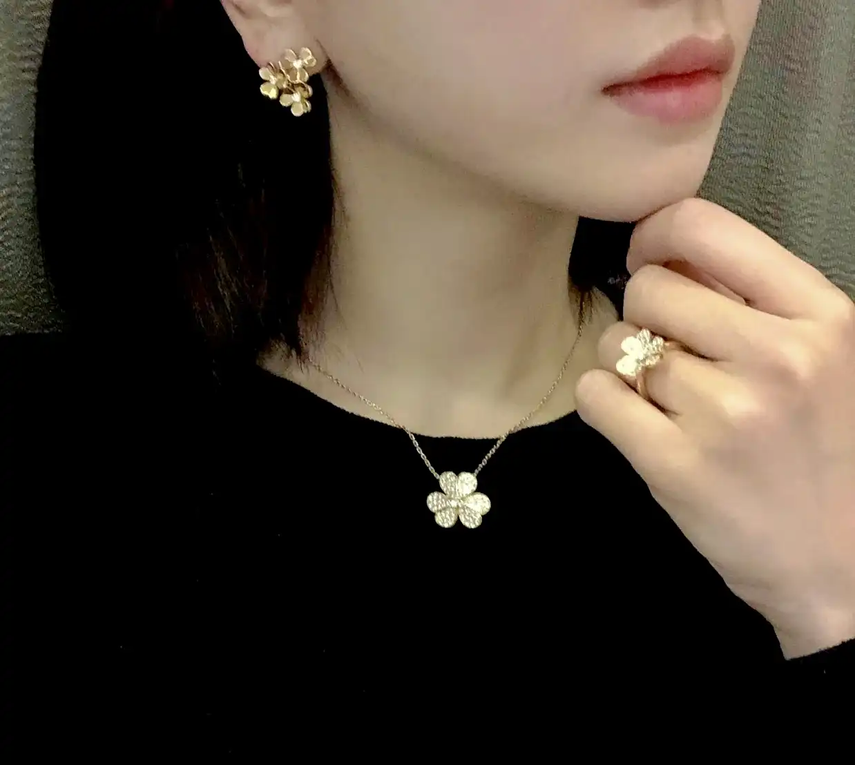 四叶草玫瑰金手串定制图片展示