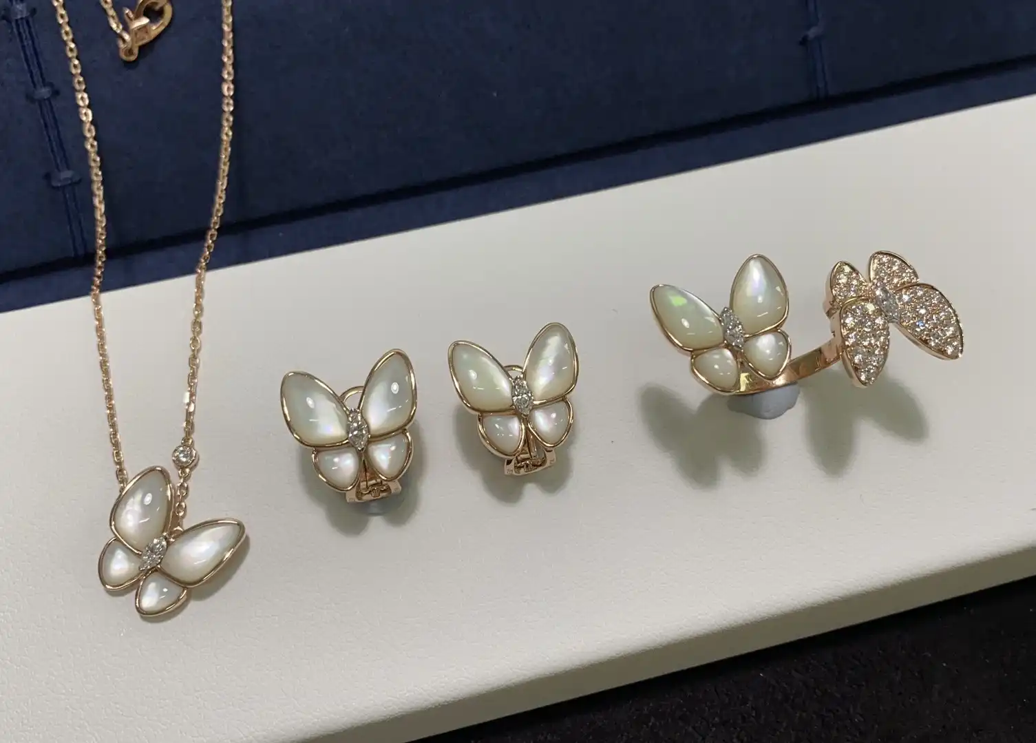 四叶草玫瑰金手链定制图片展示