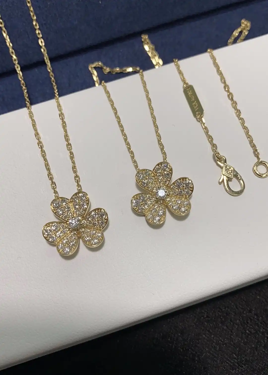 四叶草玫瑰金手串定制图片展示