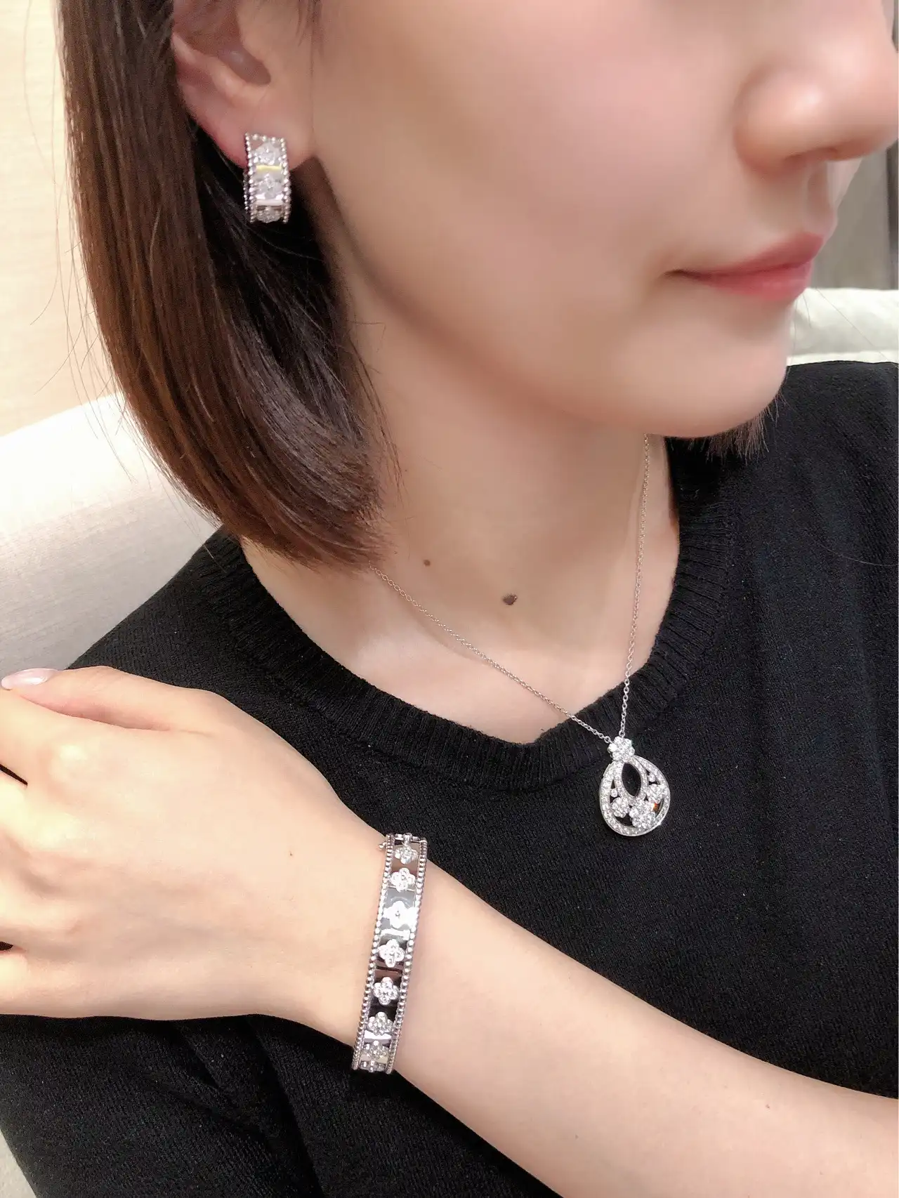 四叶草玫瑰金项链定制图片展示