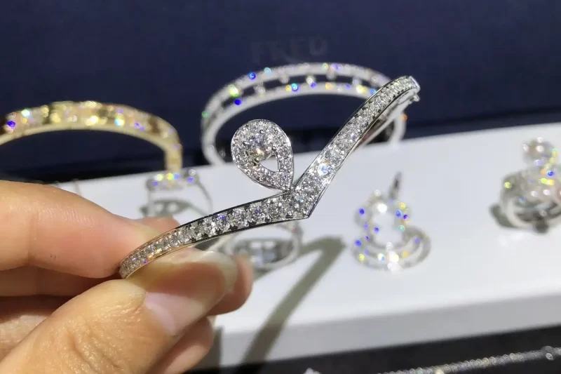 四叶草玫瑰金项链——时尚百搭的首饰单品，助你成为焦点女神！#四叶草项链 #玫瑰金饰品