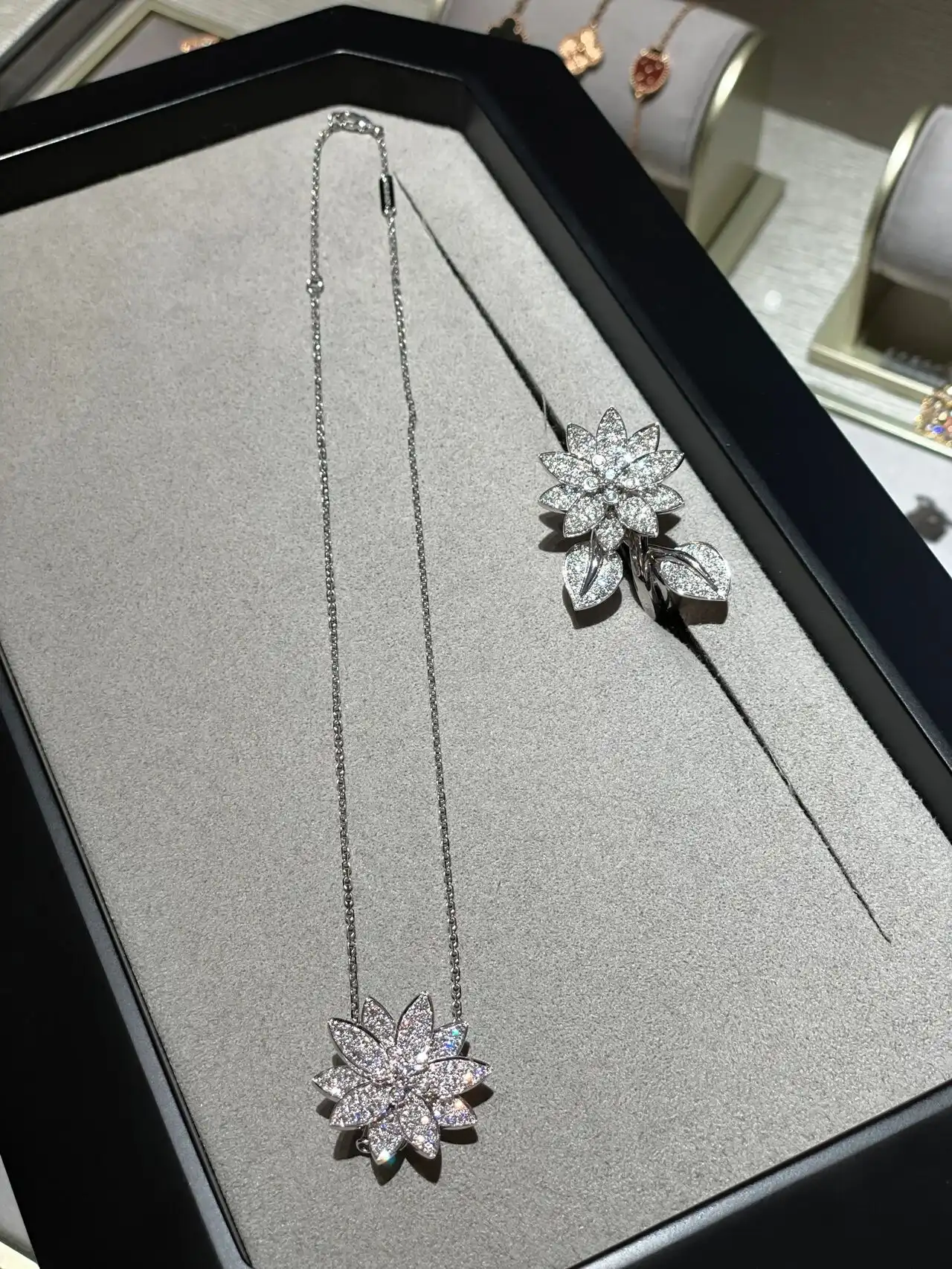 四叶草玫瑰金项链定制图片展示