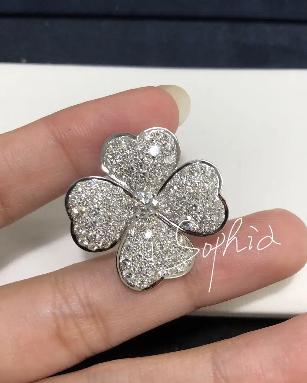 四叶草玫瑰金手串定制图片展示