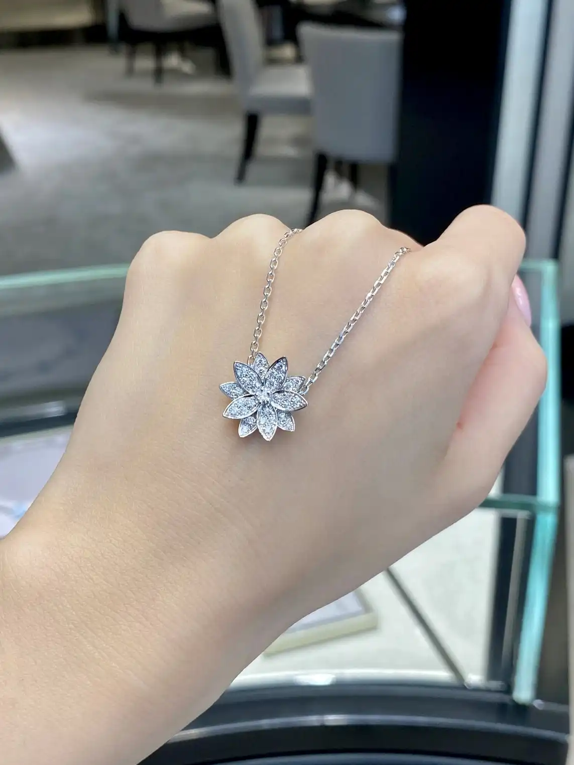 四叶草玫瑰金项链定制图片展示