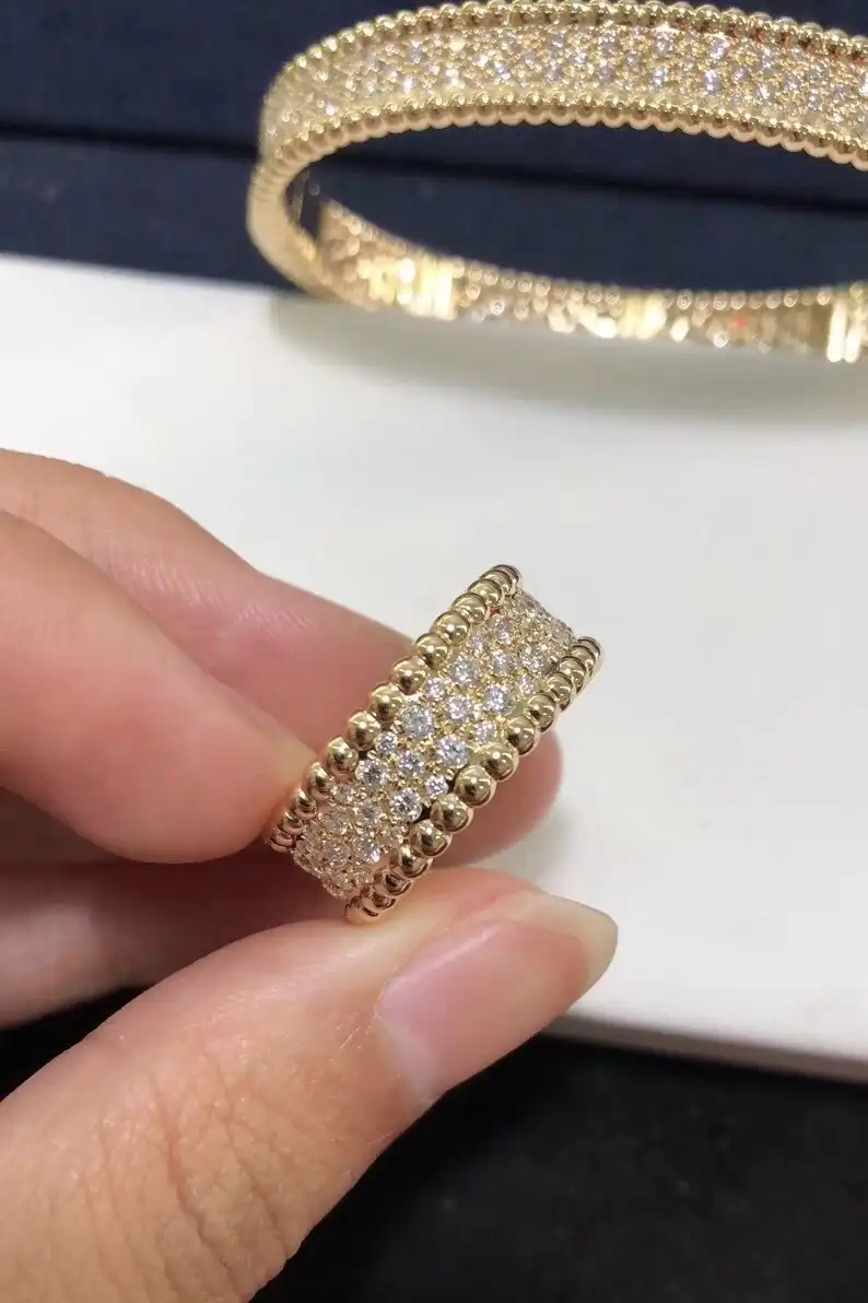 四叶草玫瑰金手链定制图片展示