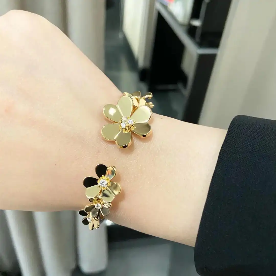 四叶草玫瑰金手链定制图片展示