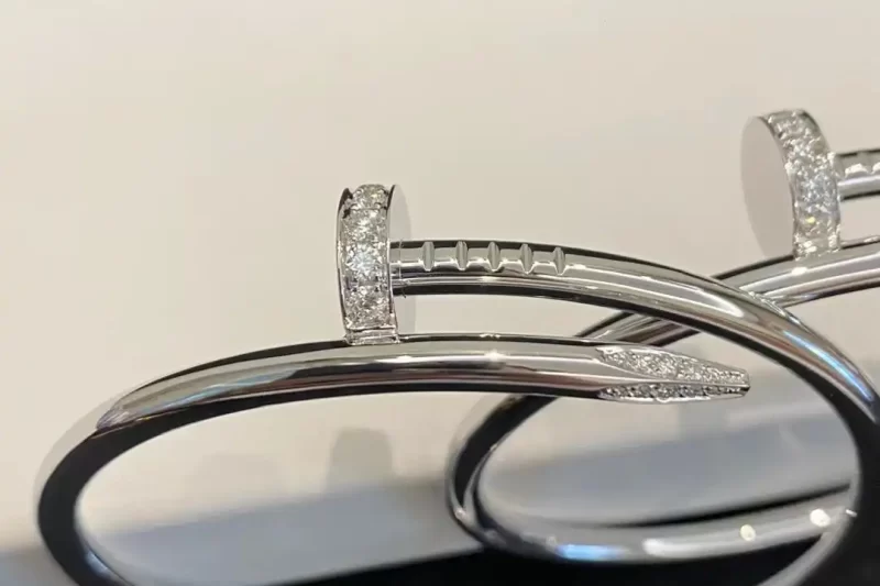 看看大家的手串，先来几条盘的吐血的精品