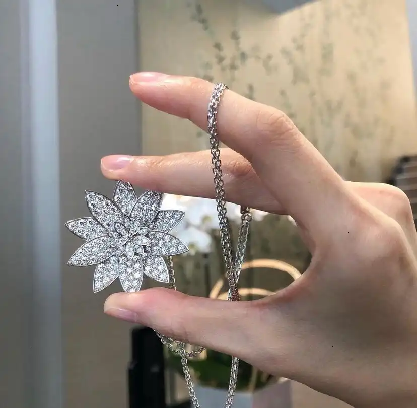 四叶草玫瑰金手串定制图片展示